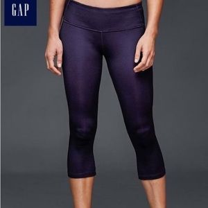 GapFit gfast chameleon capris